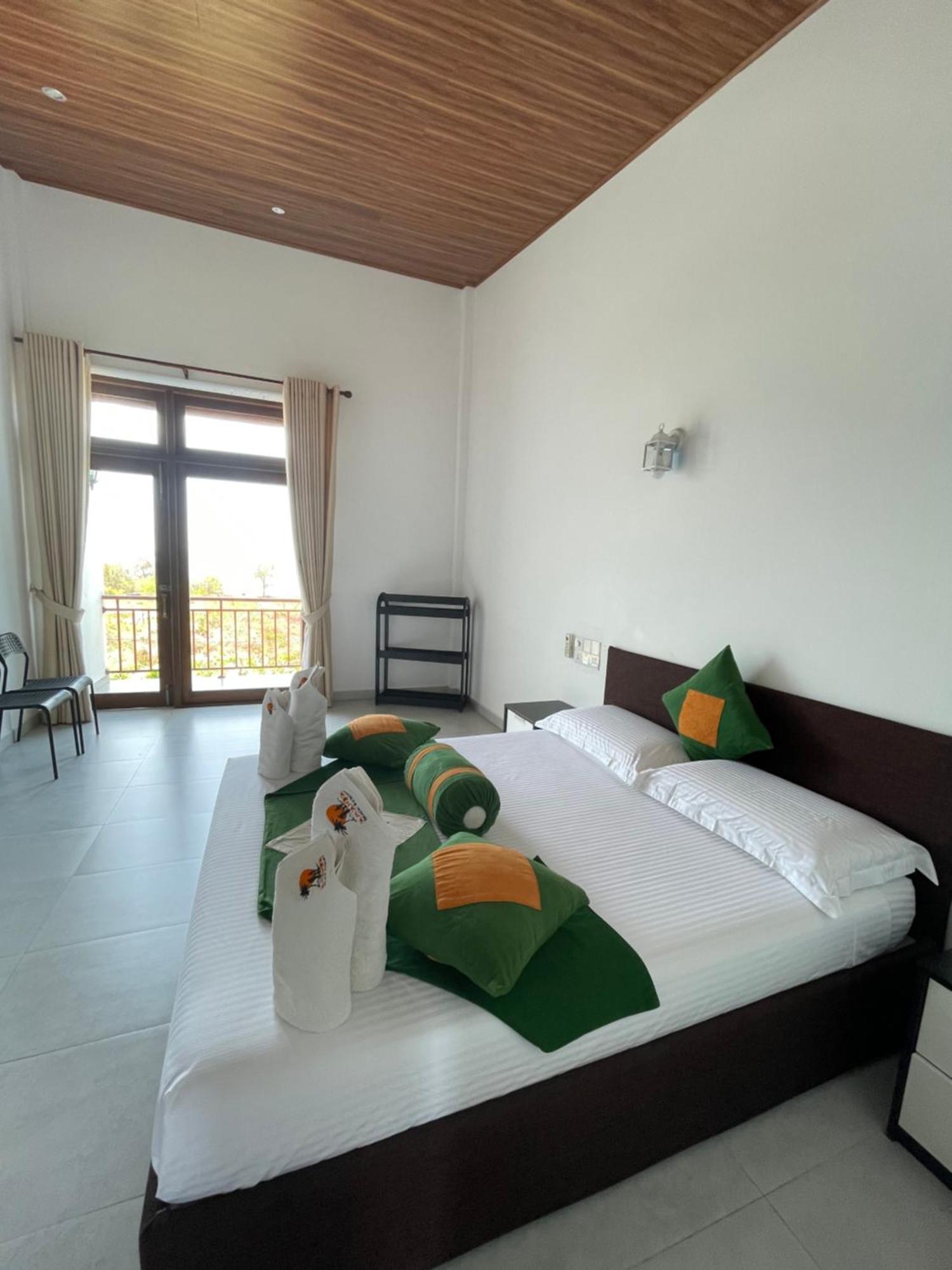 Amanda Beach Resort Passikudah 외부 사진